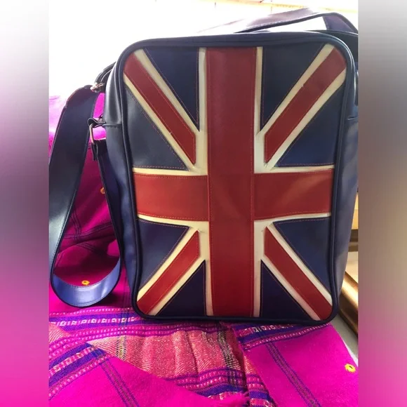 Union Jack Blue and Red Men's Bag - Picture 14 of 16